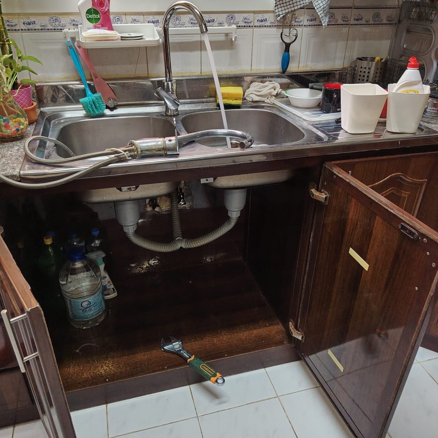 kitchen basin installation doha qatar